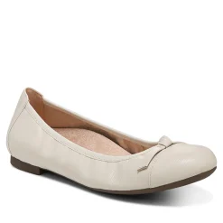 Amorie Flat