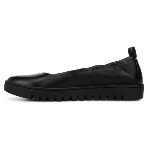 Uptown Ballet Flat (Wide)